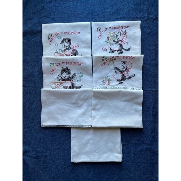 Vintage 7 Days of the Week Good Luck Cat Dishtowel Set - Picture 2 of 2
